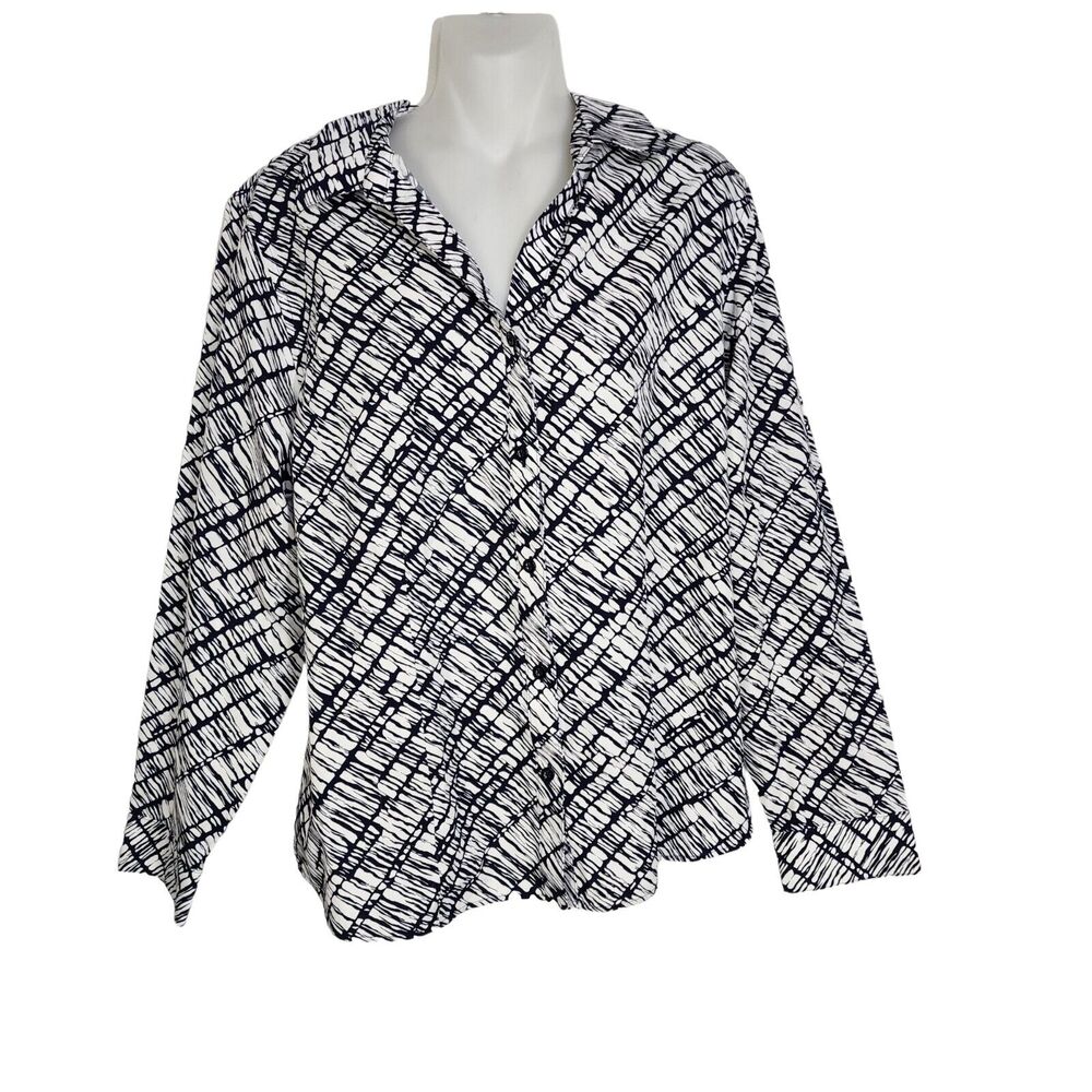 Chico's Womens Top Size 2 Large Wrinkle Resistant Button Long Sleeve 100% Cotton
